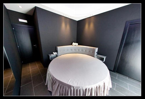 Fly Boutique Hotel image 19