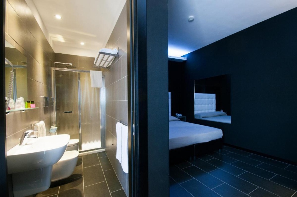 Fly Boutique Hotel Image 22