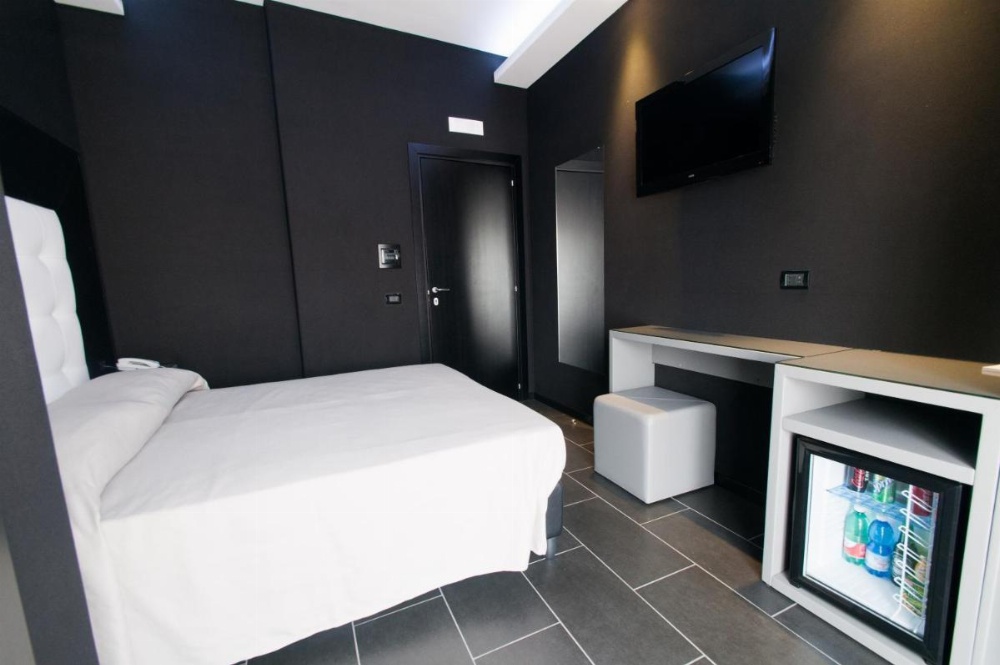 Fly Boutique Hotel Image 23