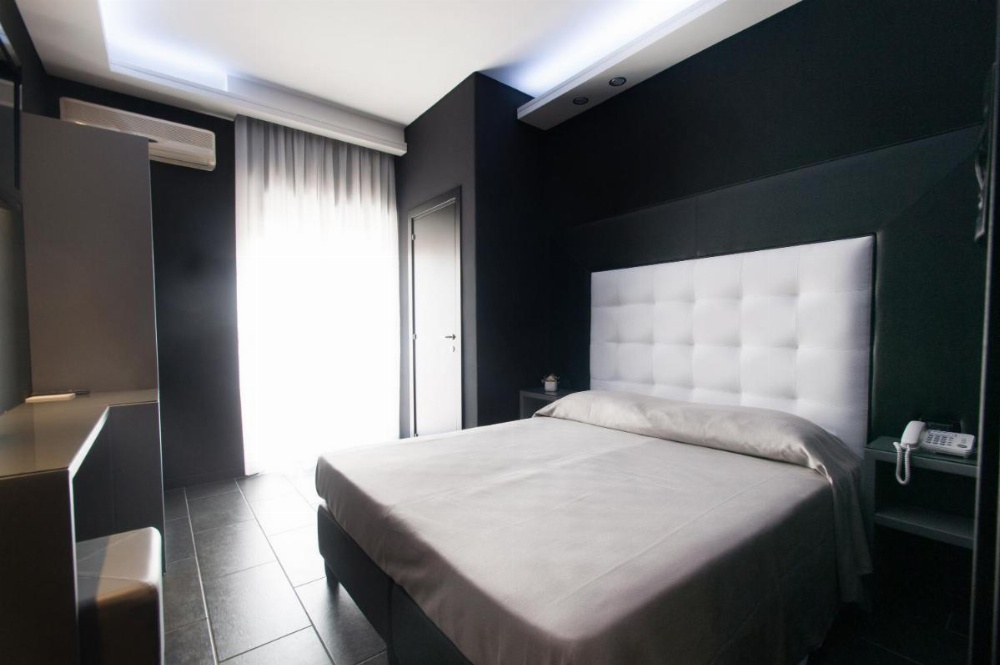 Fly Boutique Hotel Image 24