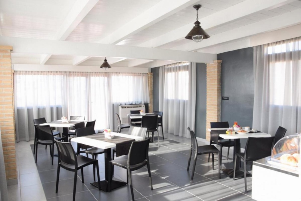 Fly Boutique Hotel Image 47