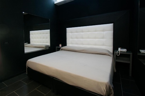 Fly Boutique Hotel image 48